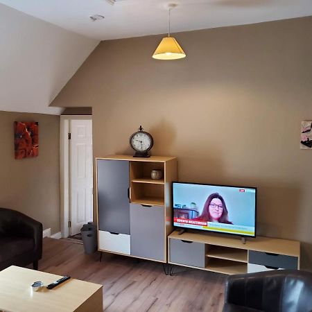 Apt. 2 - Town Centre Apartment Bagenalstown Extérieur photo